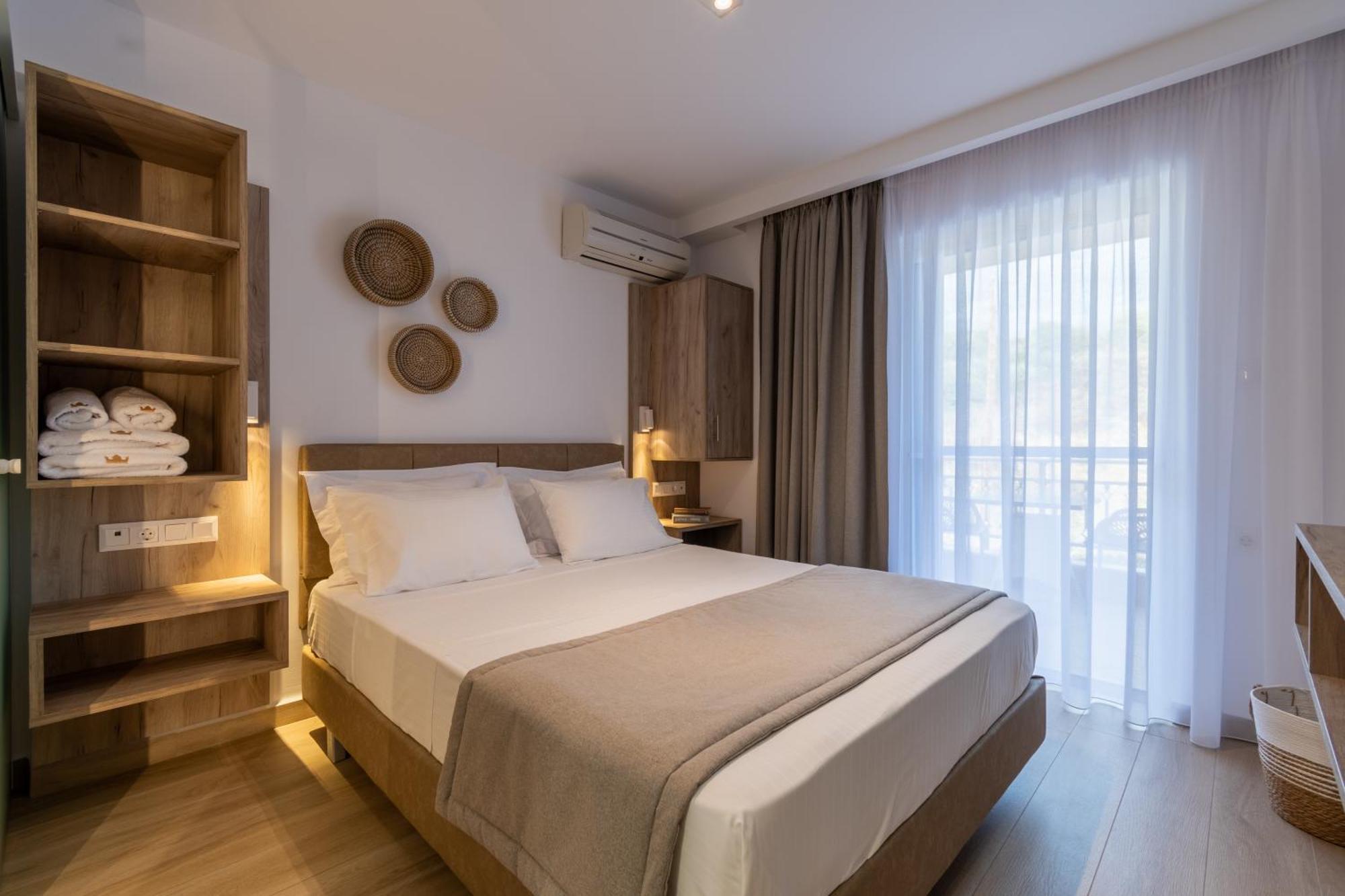 Hotel Agni On The Beach Сарти Екстериор снимка