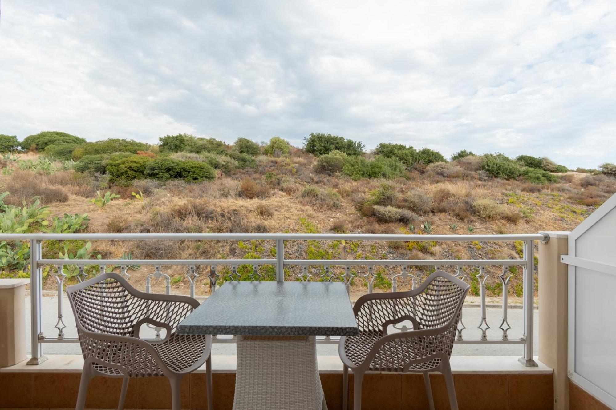Hotel Agni On The Beach Сарти Екстериор снимка